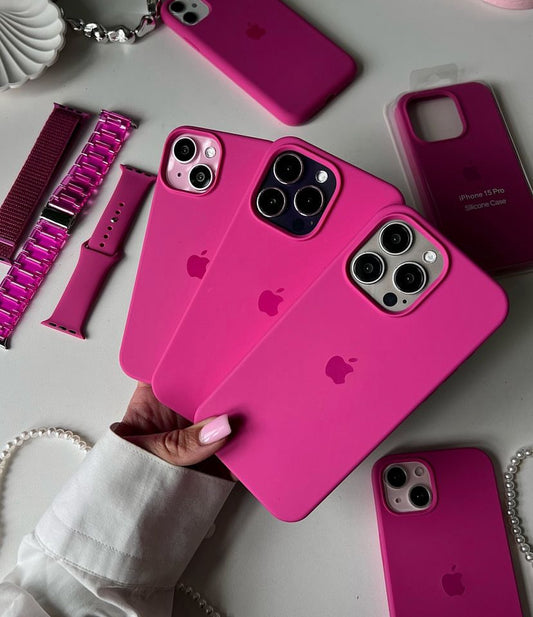 • DARK PINK APPLE SILICONE CASE •