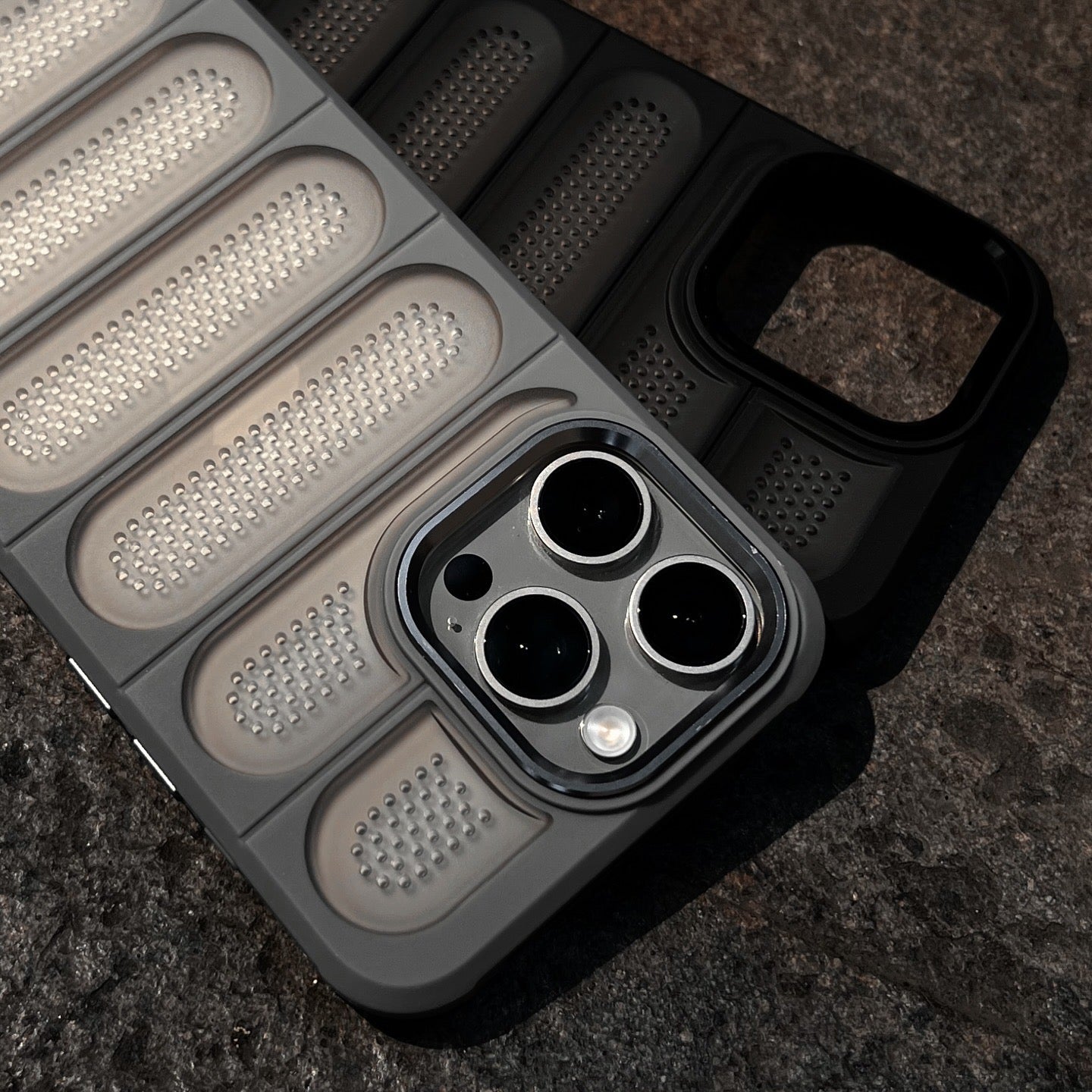 • NEWEST HEAT ARMOUR CASE •