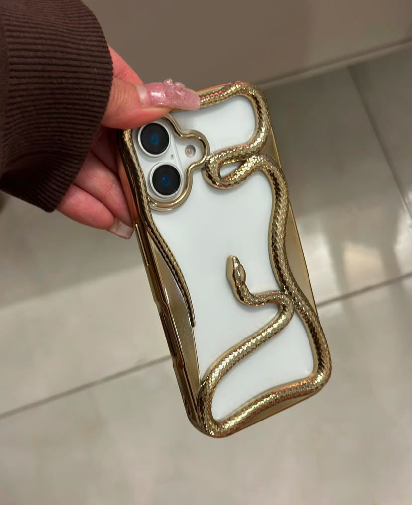 • NEWEST SNAKE CASE •