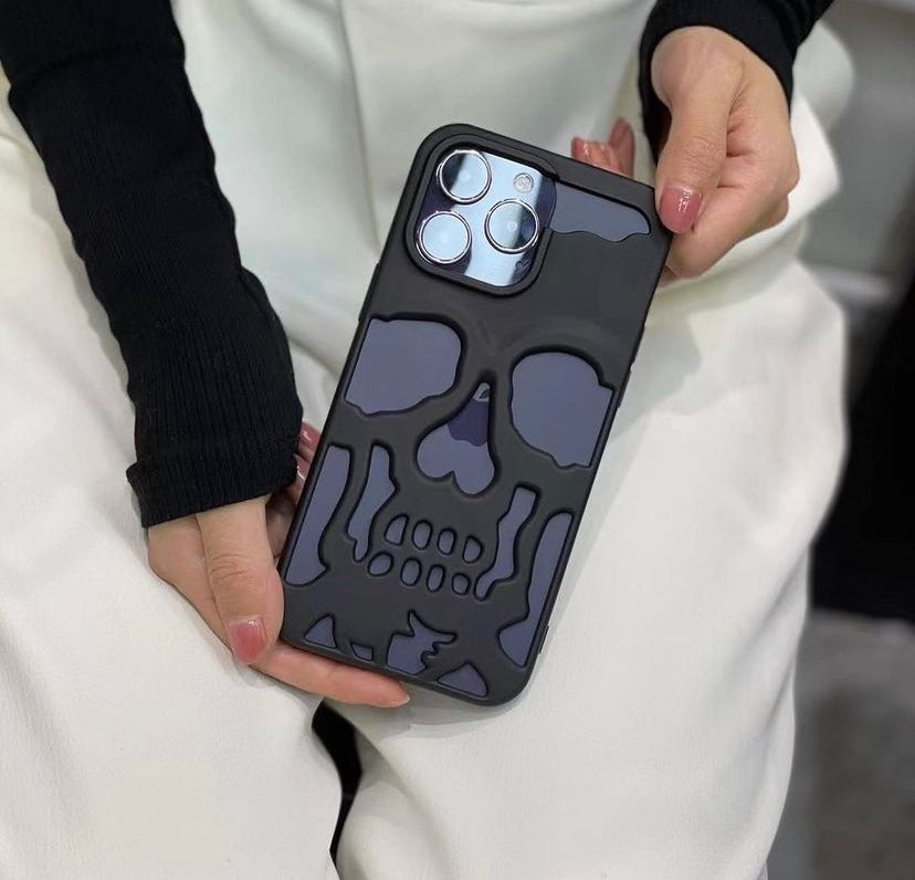 NEWEST SKULL CASE