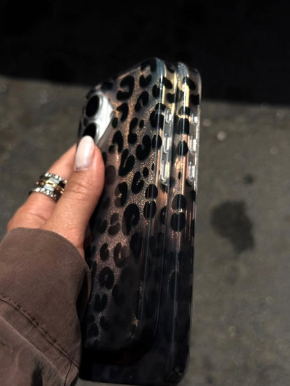 ✨ Leopard Gradient Phone Case – Stylish, Bold & Protective ✨